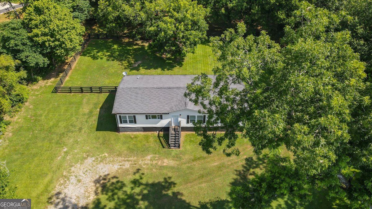 3410 Holbrook Road Property Photo 3