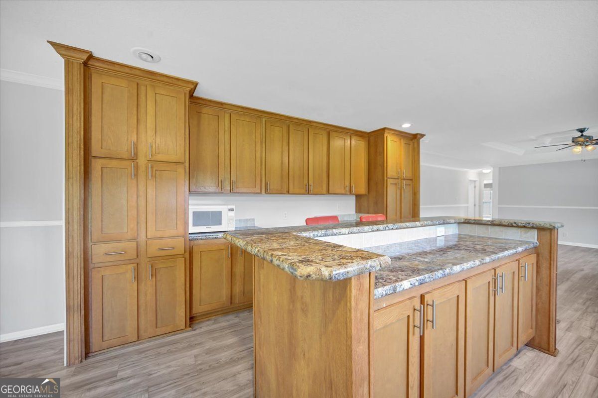 3410 Holbrook Road Property Photo 10