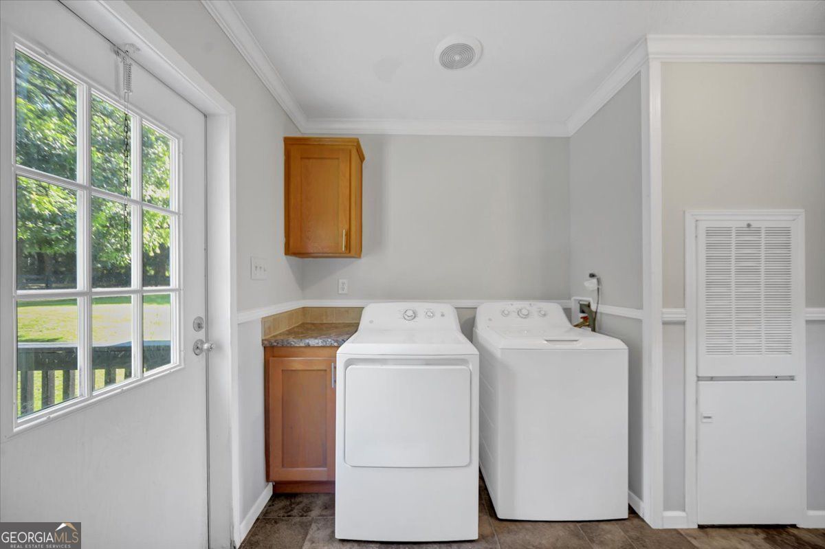 3410 Holbrook Road Property Photo 16