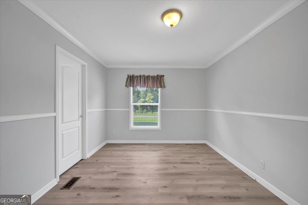 3410 Holbrook Road Property Photo 23