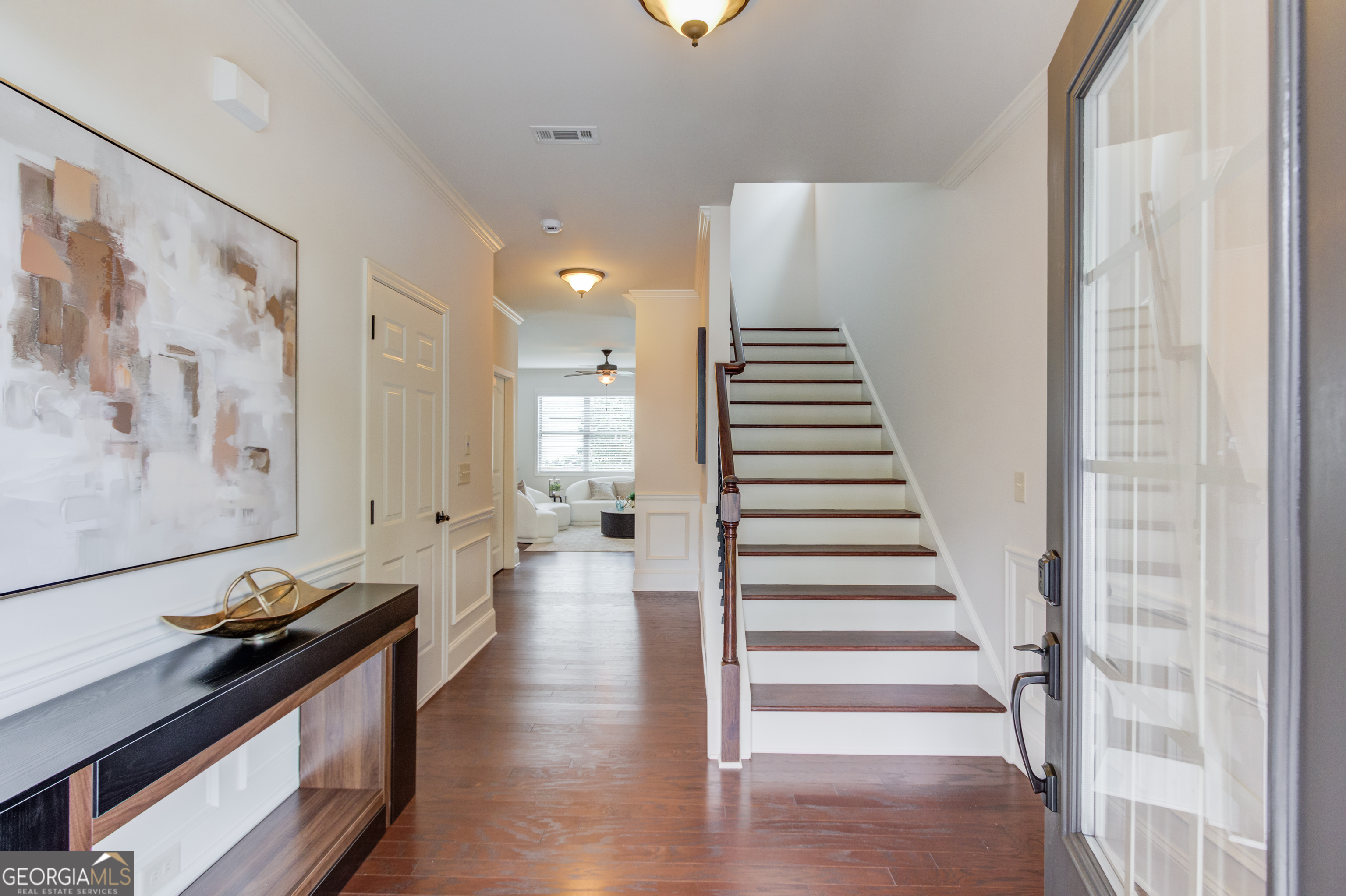 6907 Trailing Ivy Way Property Photo 4