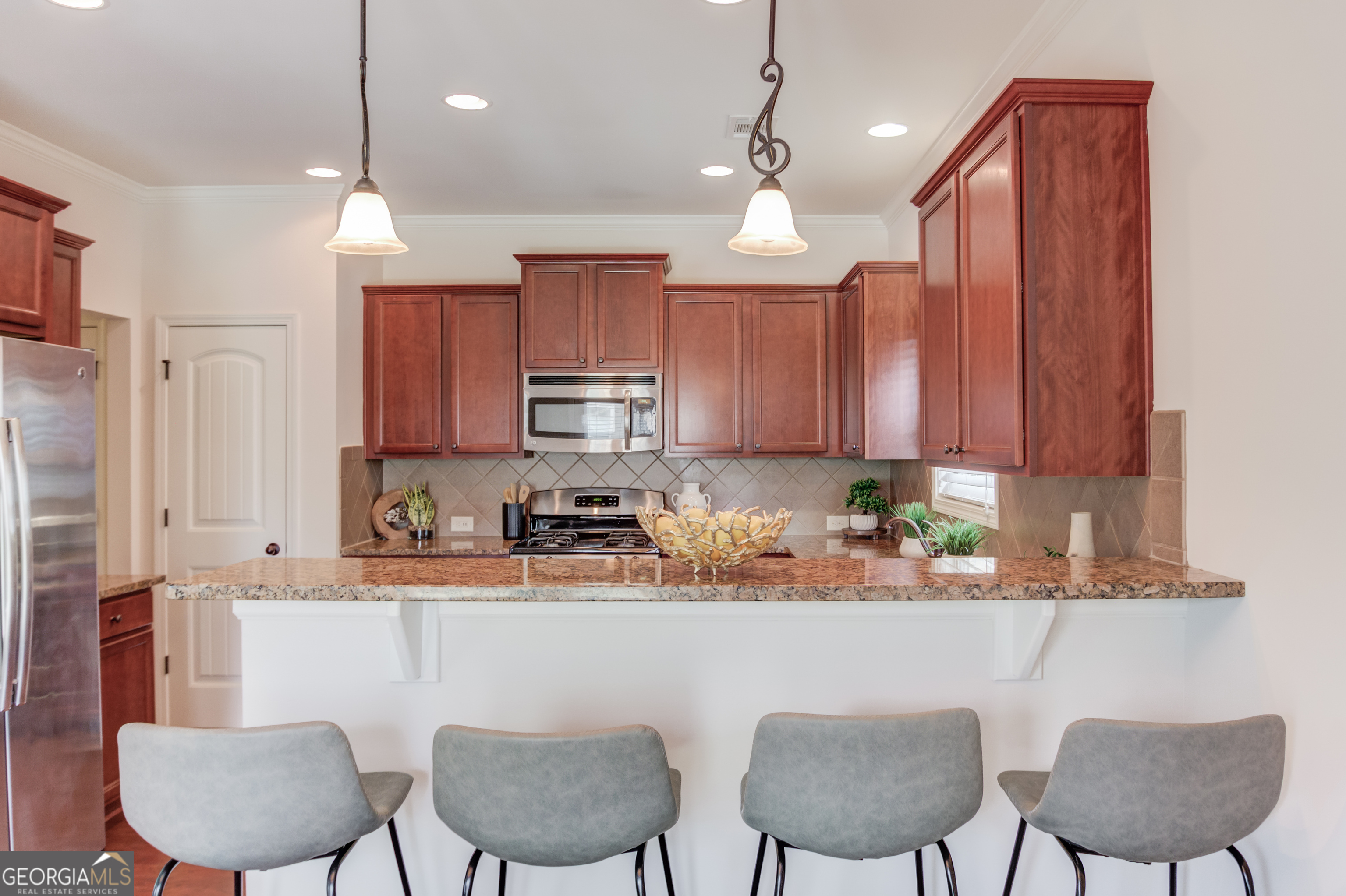 6907 Trailing Ivy Way Property Photo 11