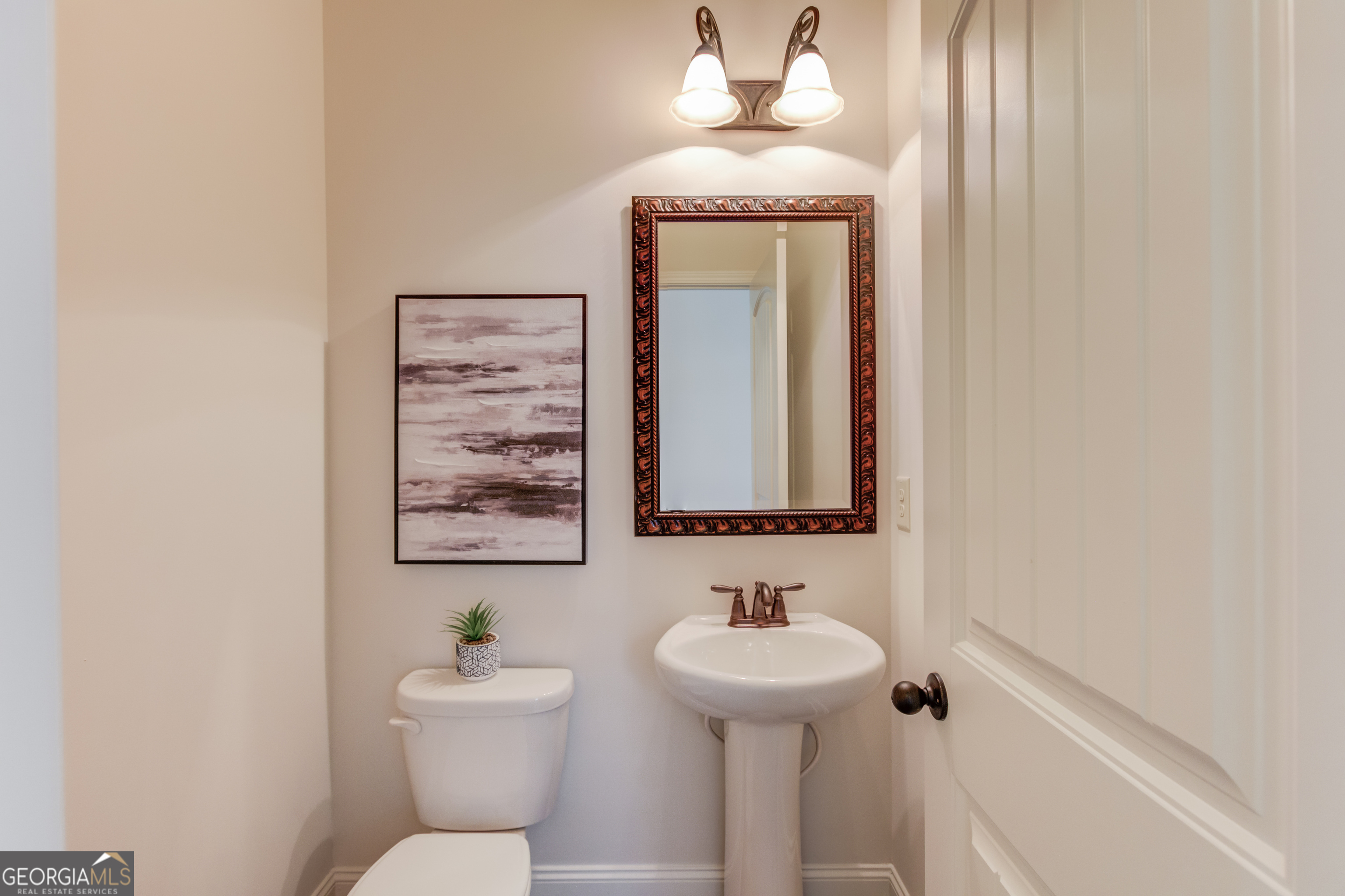 6907 Trailing Ivy Way Property Photo 15