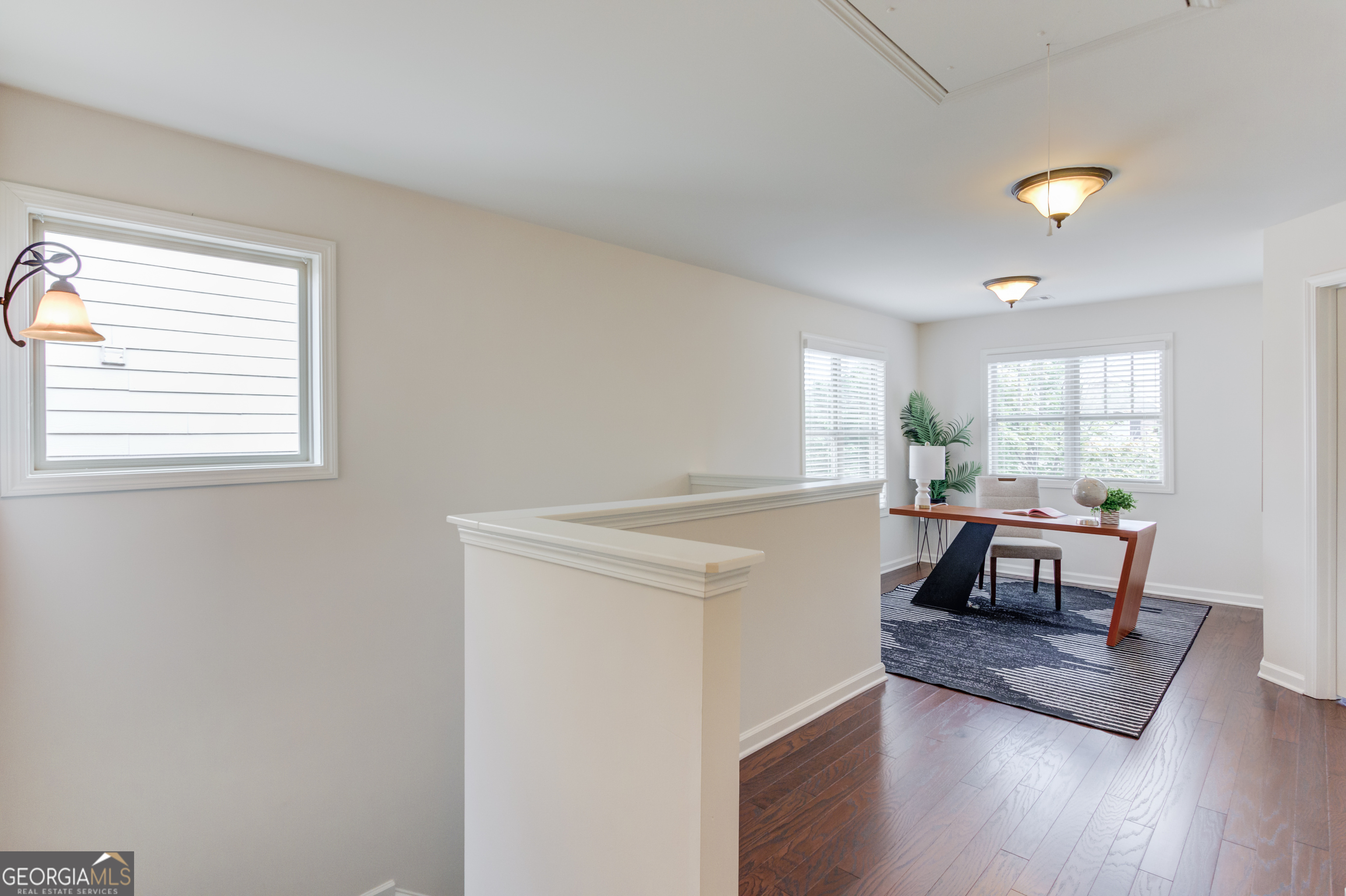 6907 Trailing Ivy Way Property Photo 17