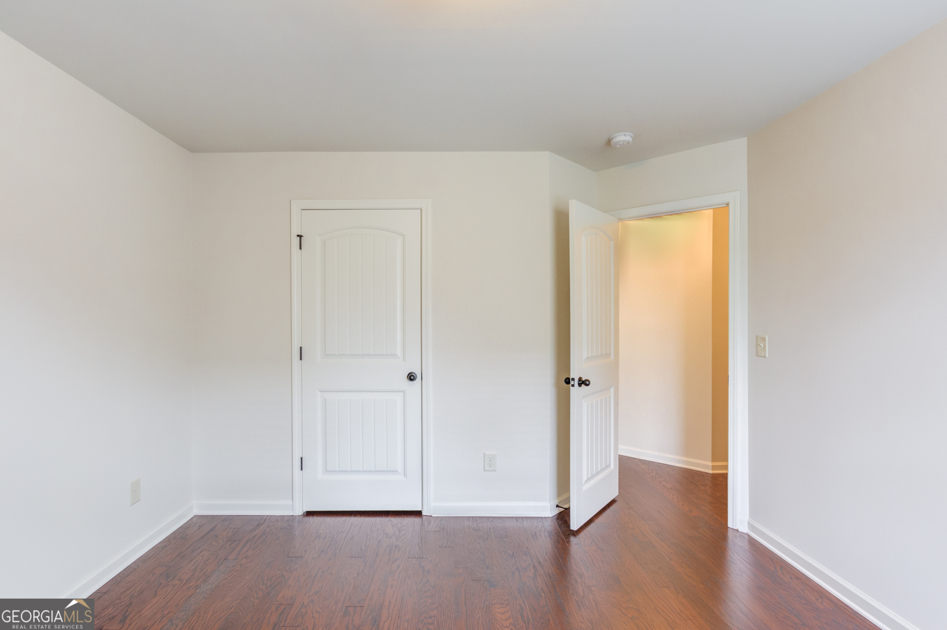 6907 Trailing Ivy Way Property Photo 28
