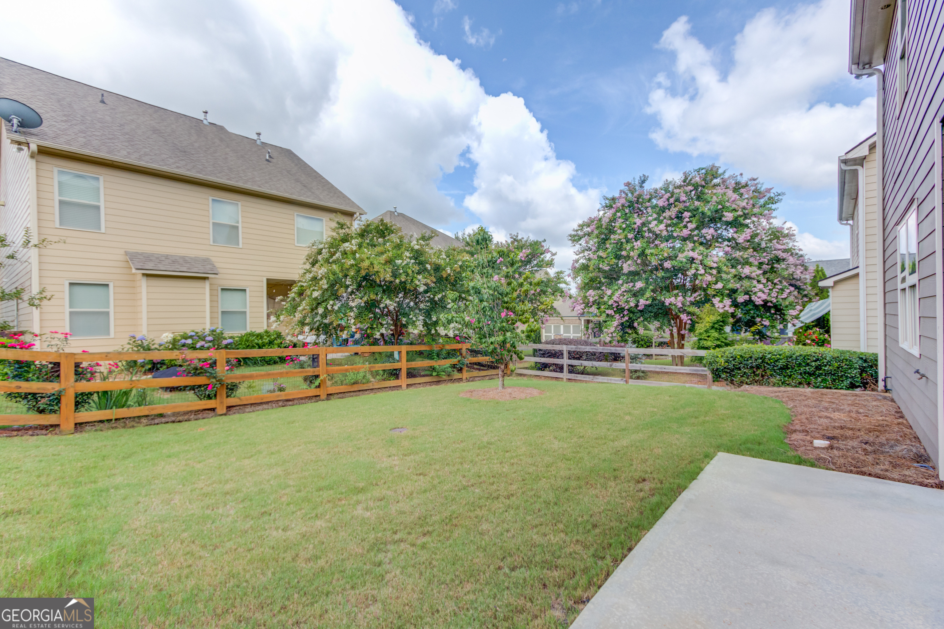 6907 Trailing Ivy Way Property Photo 32
