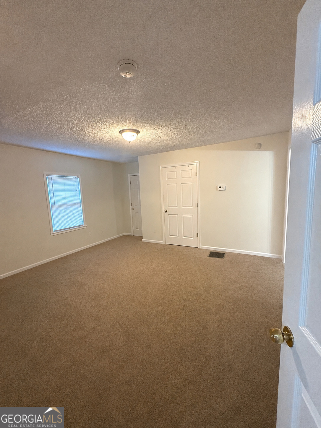 67 Boulevard Ne Property Photo 3
