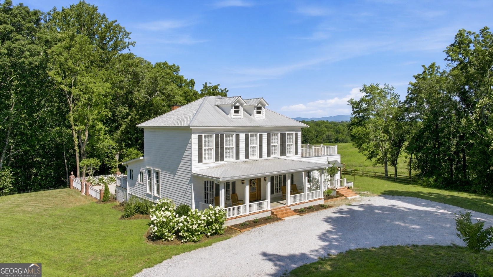 527 N Mize Road Property Photo 2