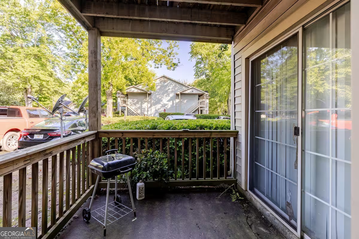 1312 Brockett Place Property Photo 13