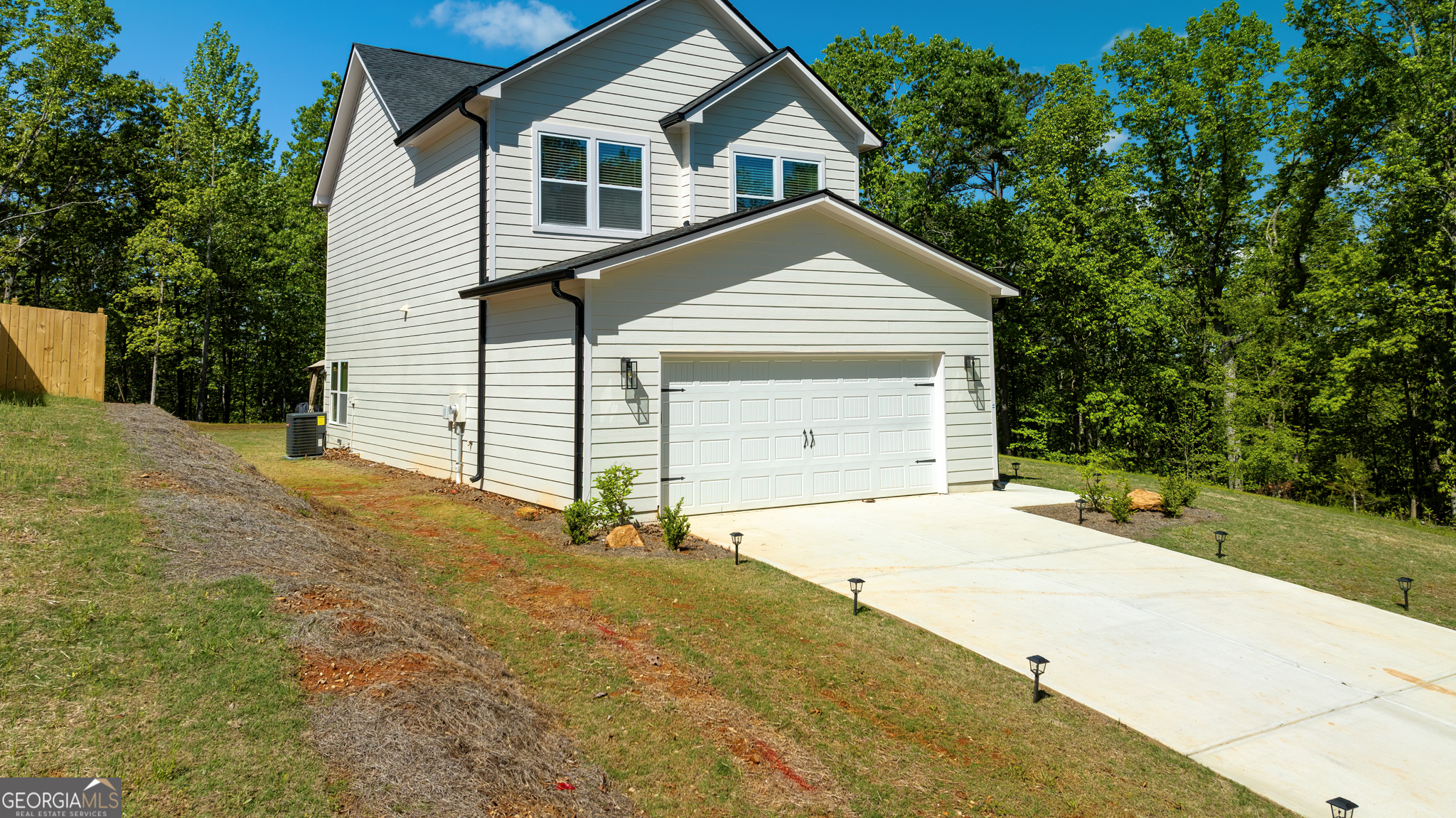 3611 Tower Way Property Photo 2