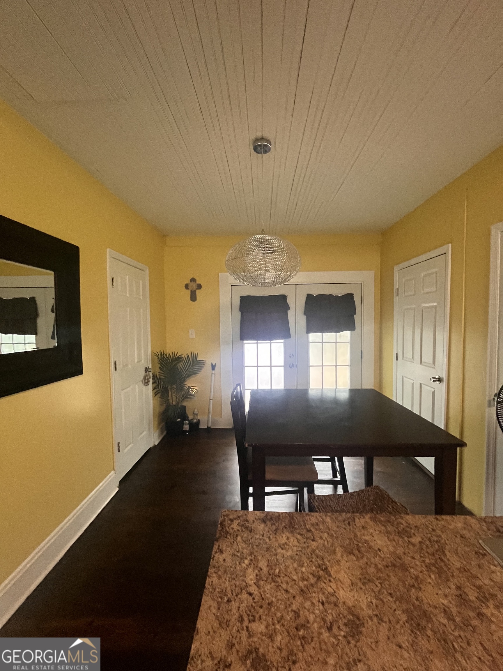 970 North Avenue Property Photo 5