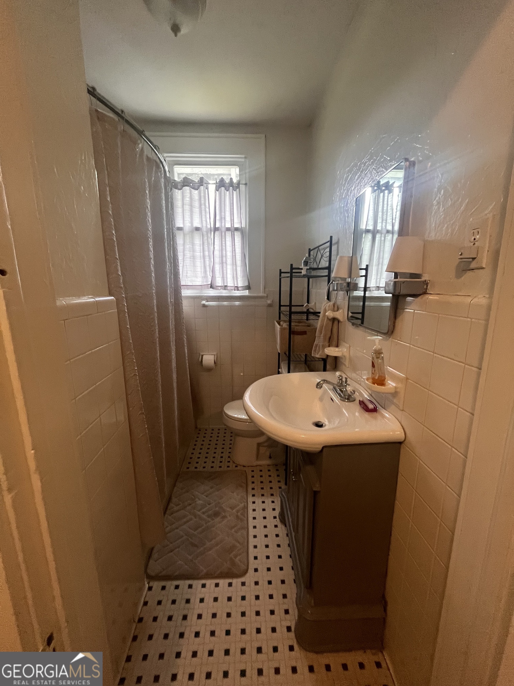 970 North Avenue Property Photo 14