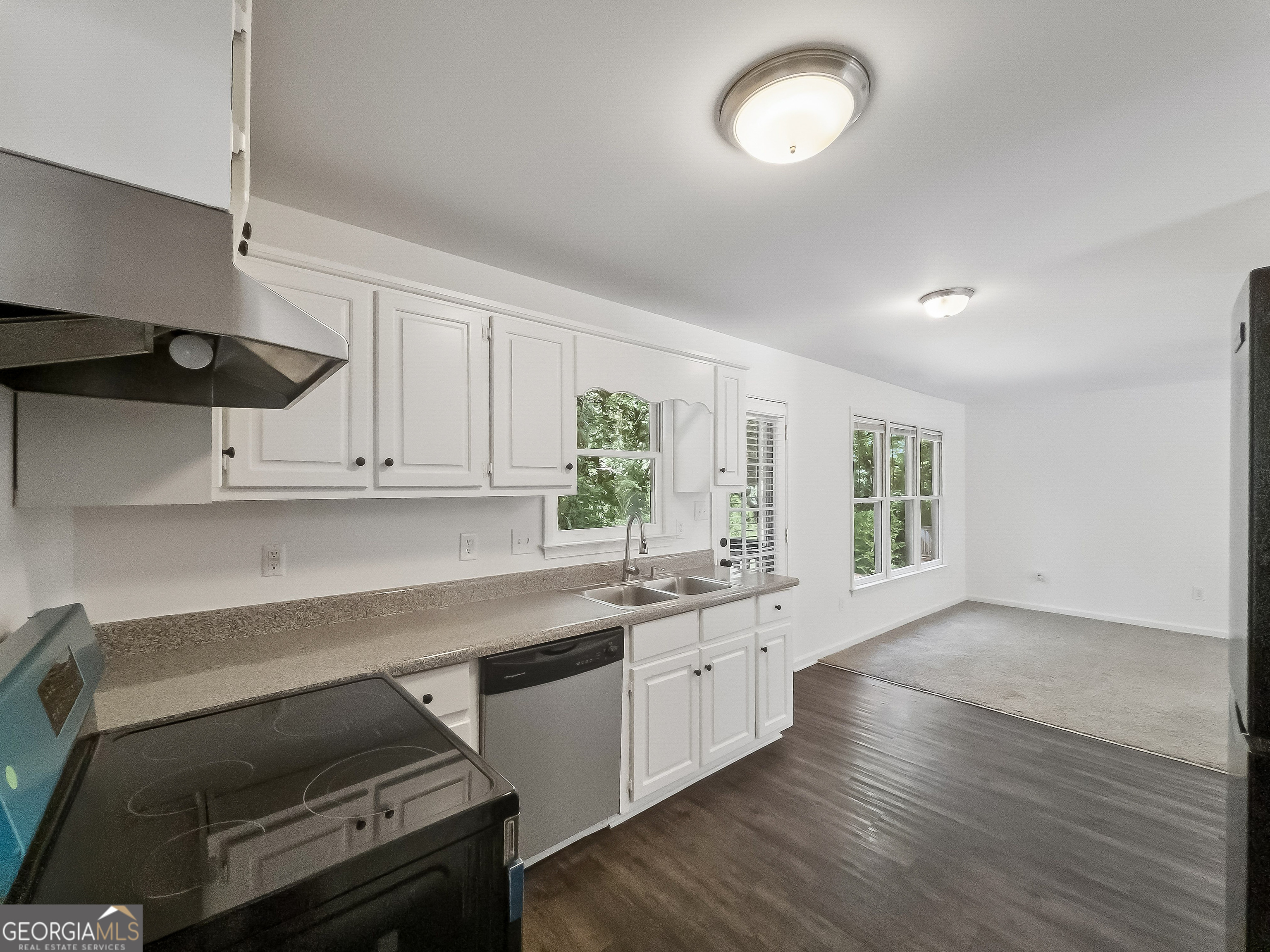 235 Wakefield Trace Property Photo 10