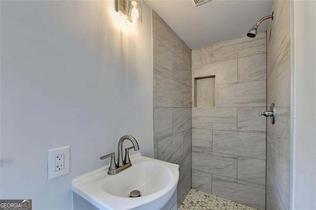 85 Georgia Road Property Photo 35