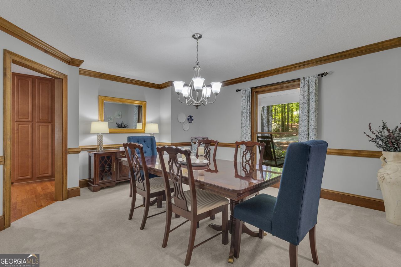 120 Ellenwood Court Property Photo 15