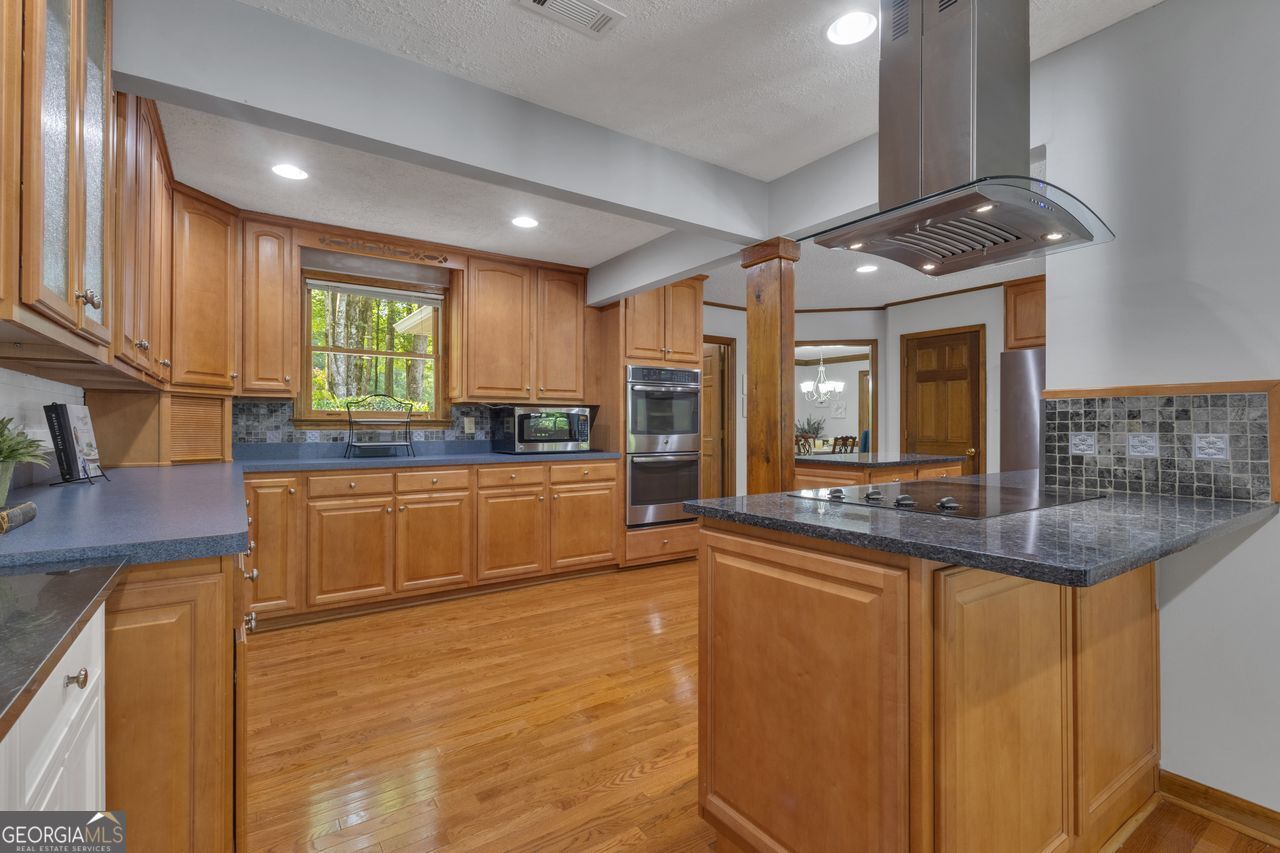120 Ellenwood Court Property Photo 22