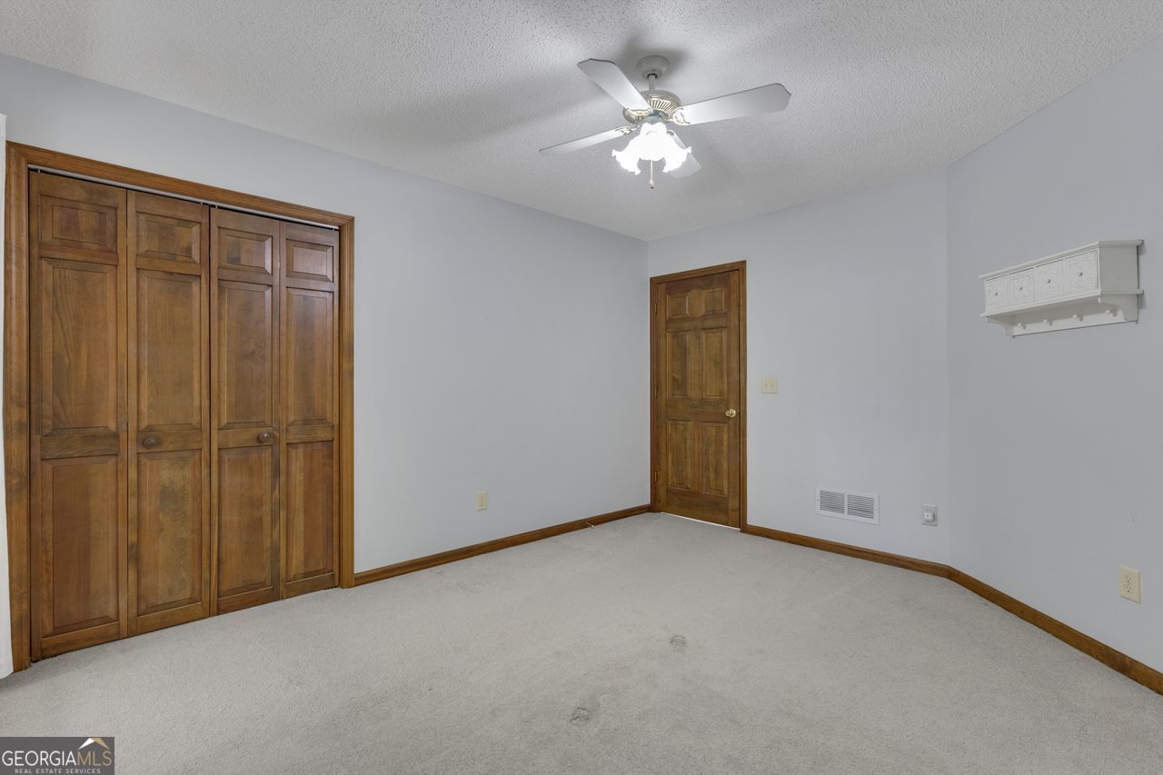 120 Ellenwood Court Property Photo 52