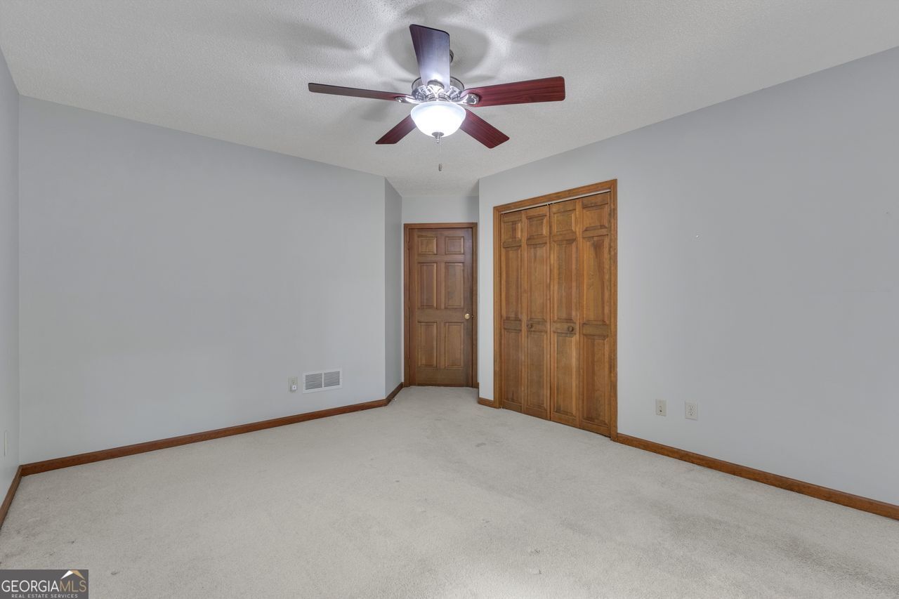 120 Ellenwood Court Property Photo 59