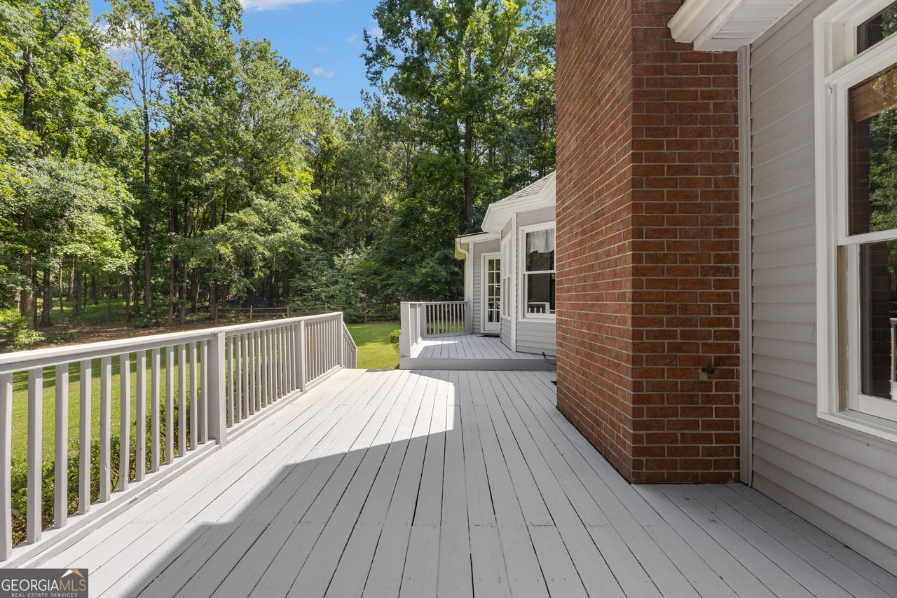 120 Ellenwood Court Property Photo 72