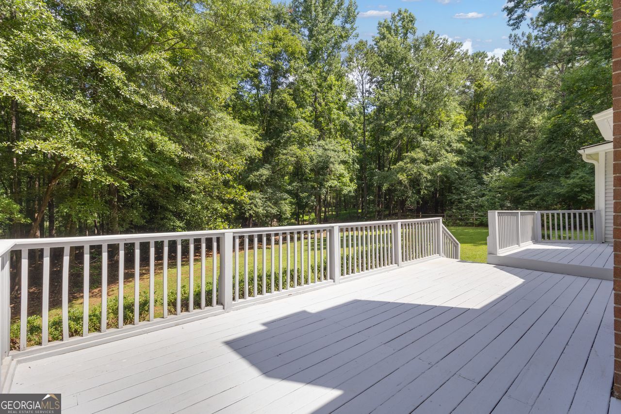 120 Ellenwood Court Property Photo 73