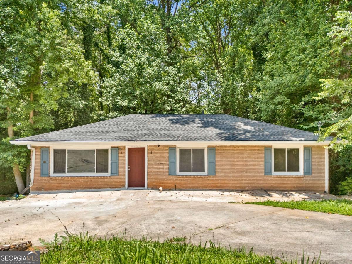 4049 Green Oak Drive