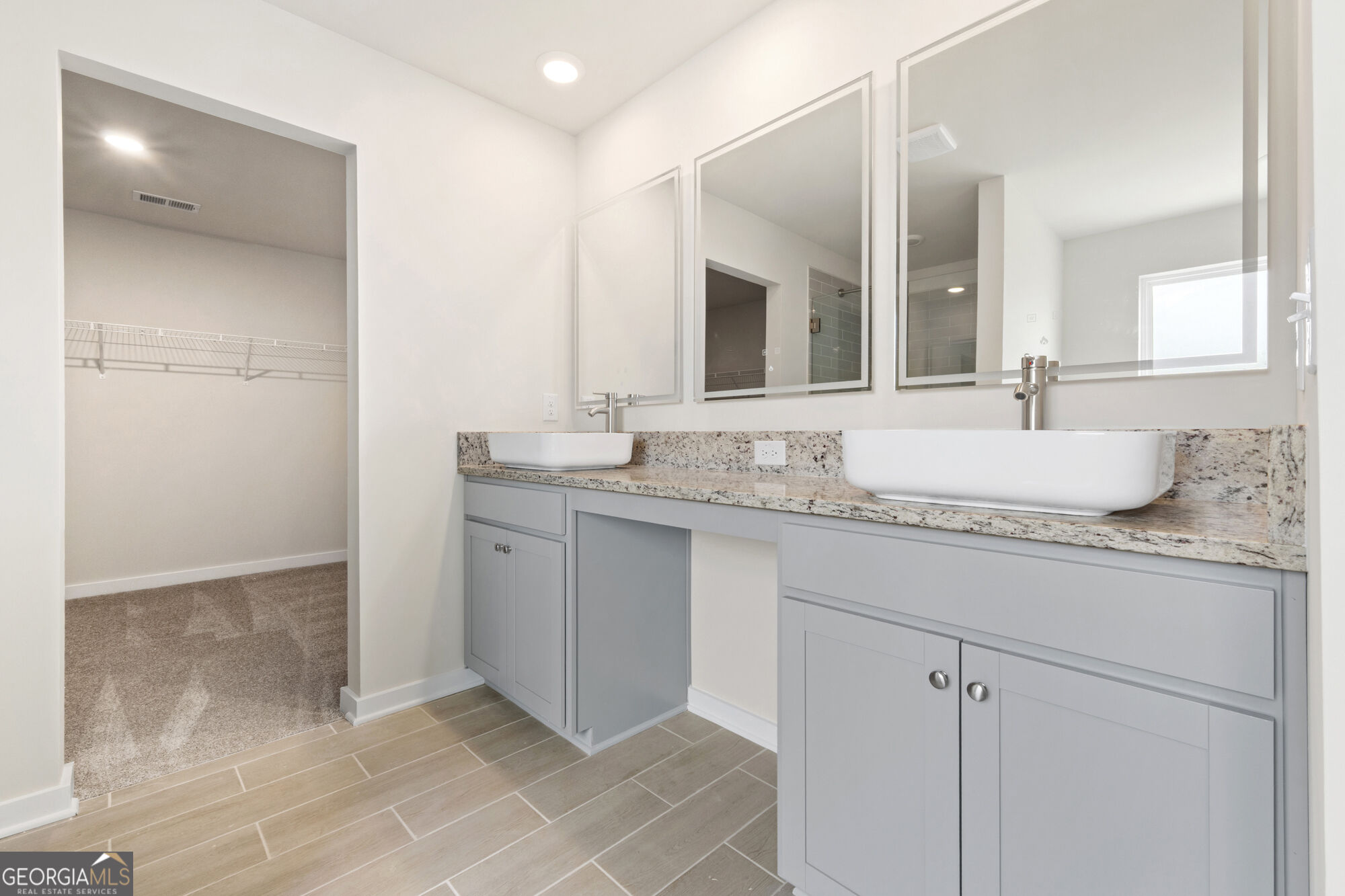 359 Jarrett Street Property Photo 4