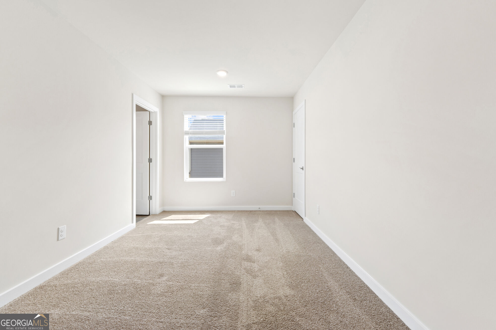 359 Jarrett Street Property Photo 8