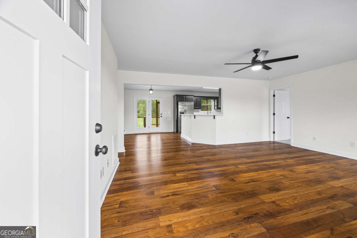 1718 Ed Bennett Road Property Photo 10