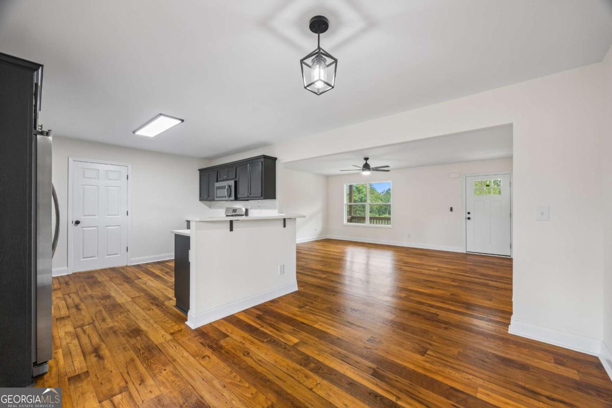 1718 Ed Bennett Road Property Photo 18