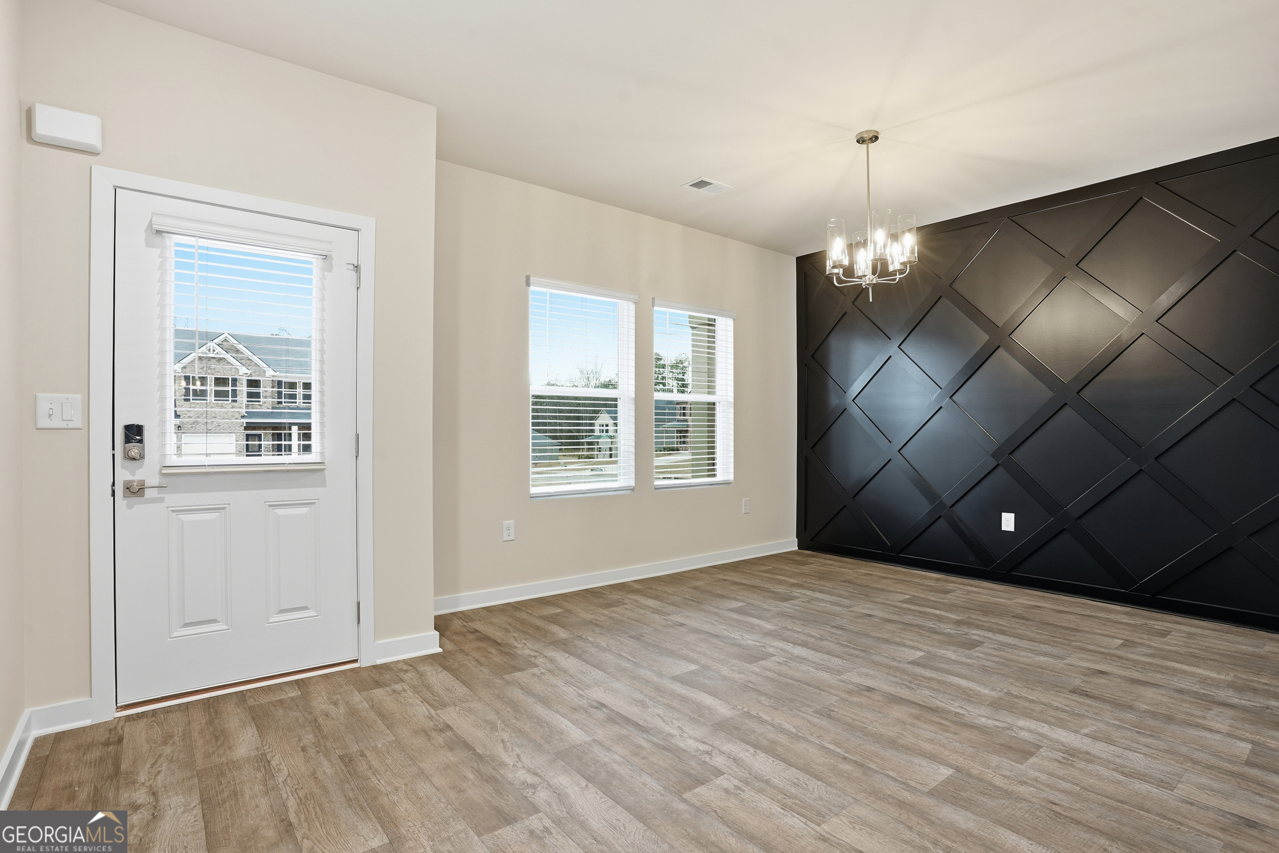 361 Jarrett Street Property Photo 4