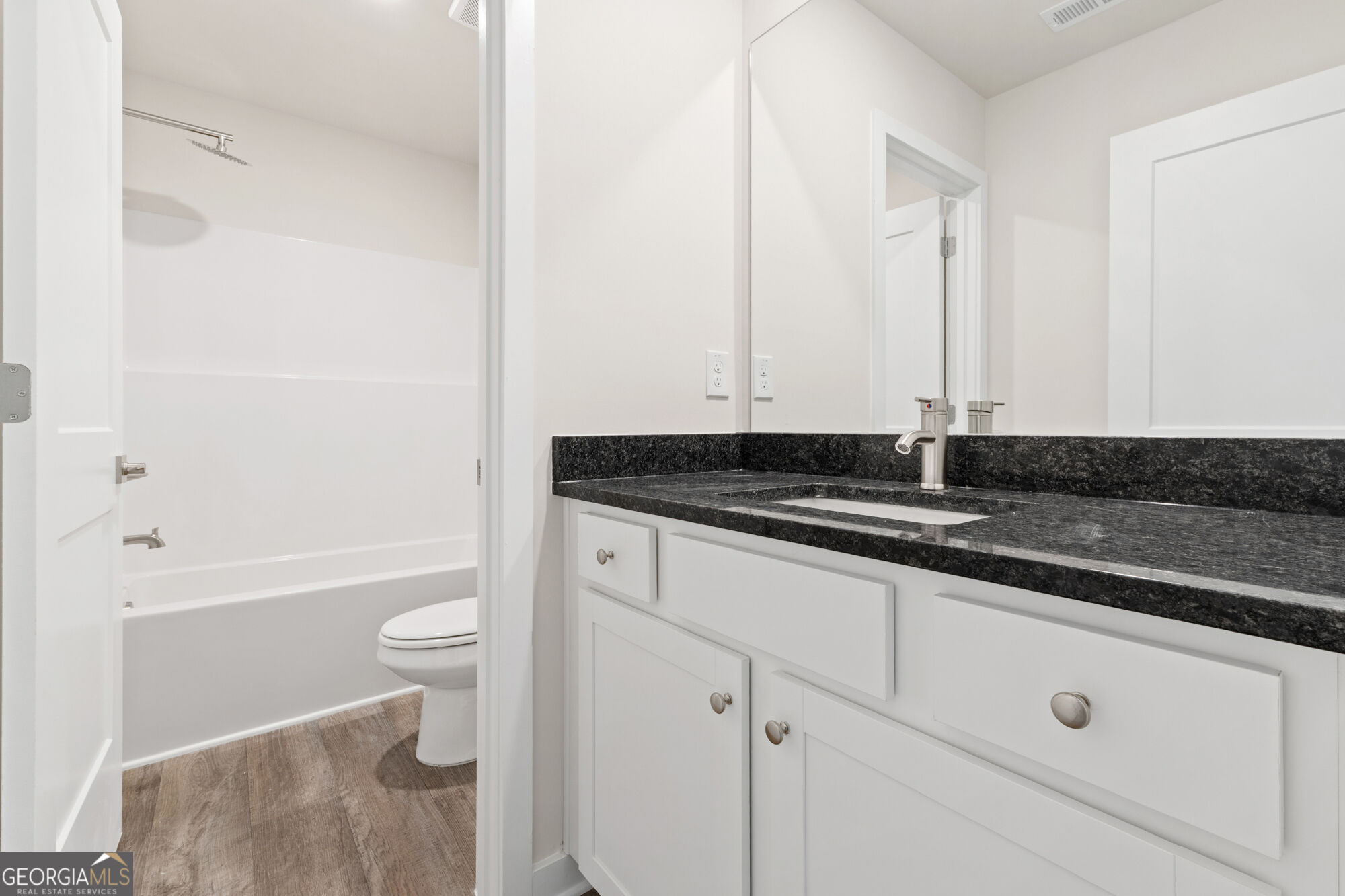 361 Jarrett Street Property Photo 13