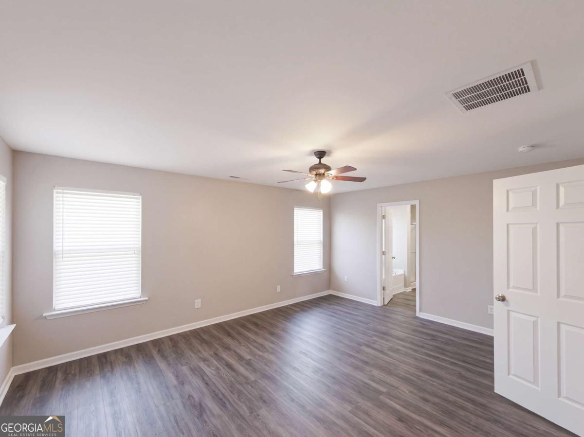 160 Paxton Place Property Photo 6