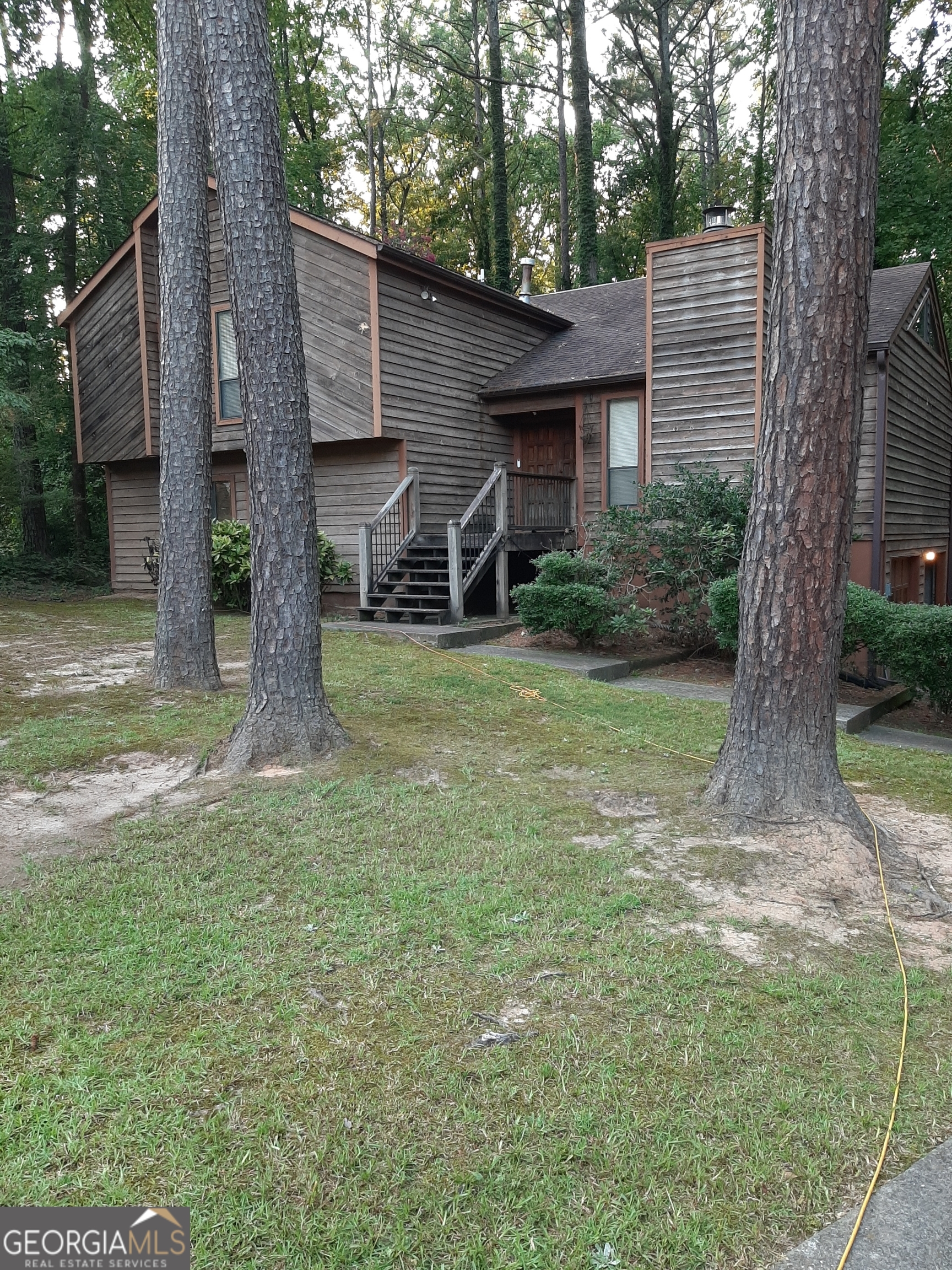 7541 Raleigh Lane Property Photo 1