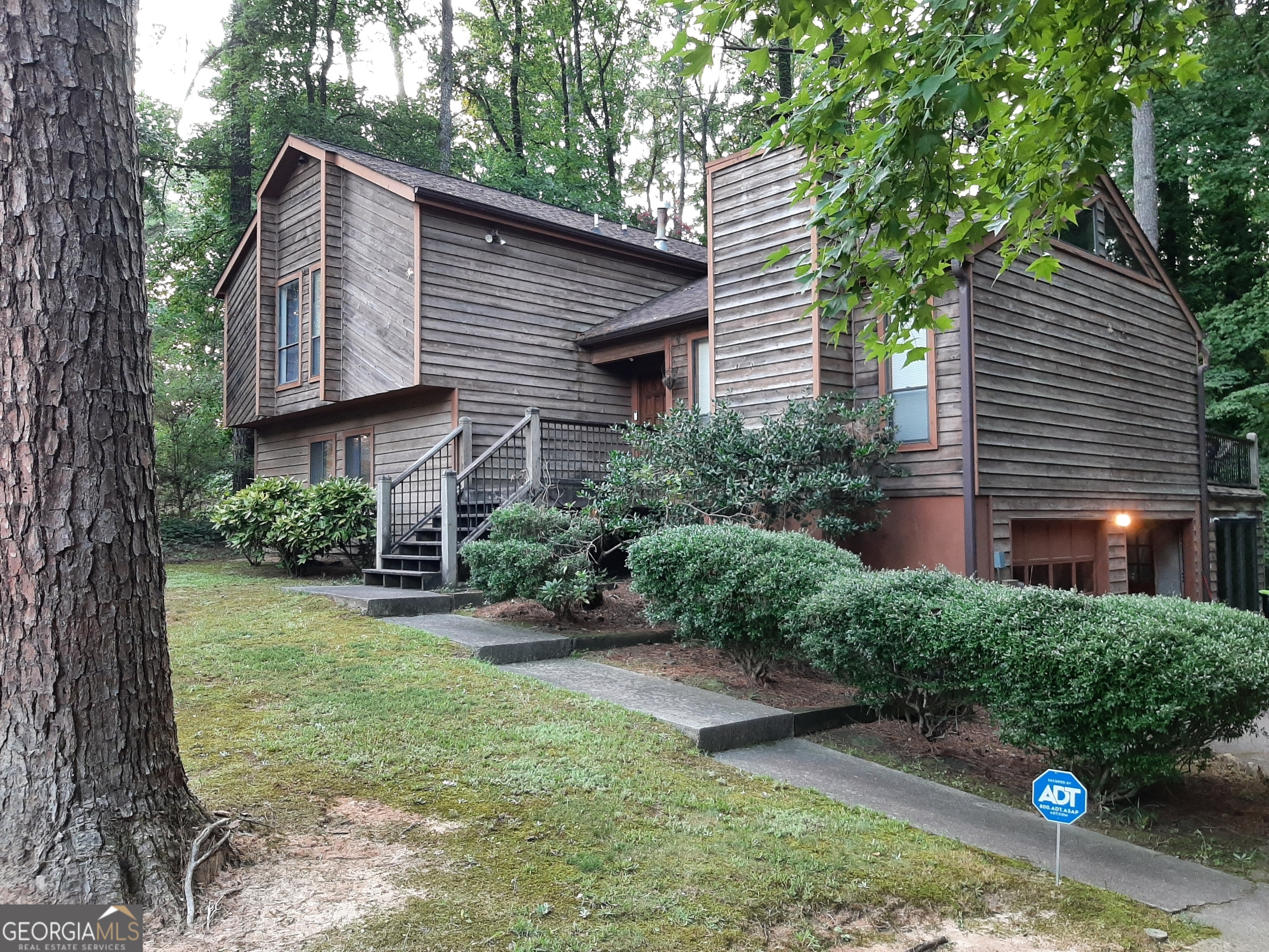 7541 Raleigh Lane Property Photo 12