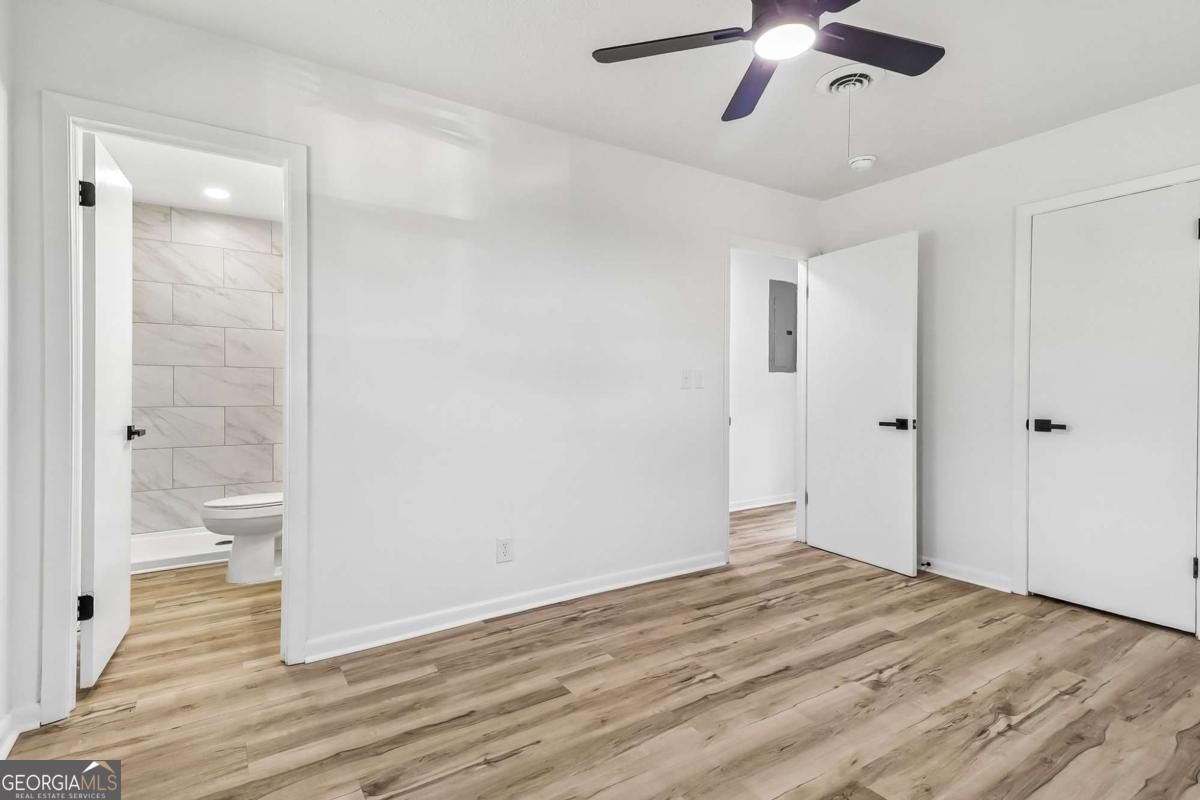 3625 Meadowgrove Drive Property Photo 18