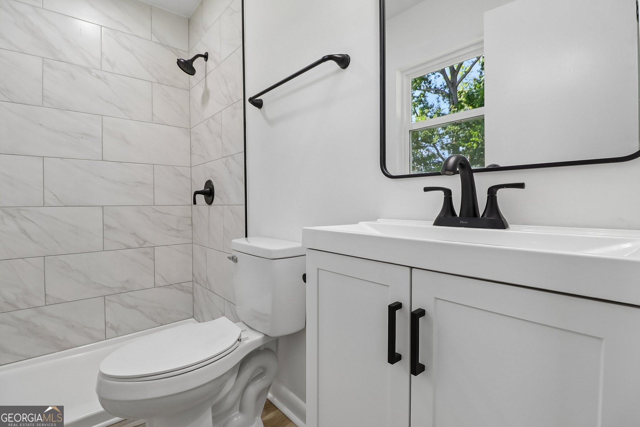 3625 Meadowgrove Drive Property Photo 19
