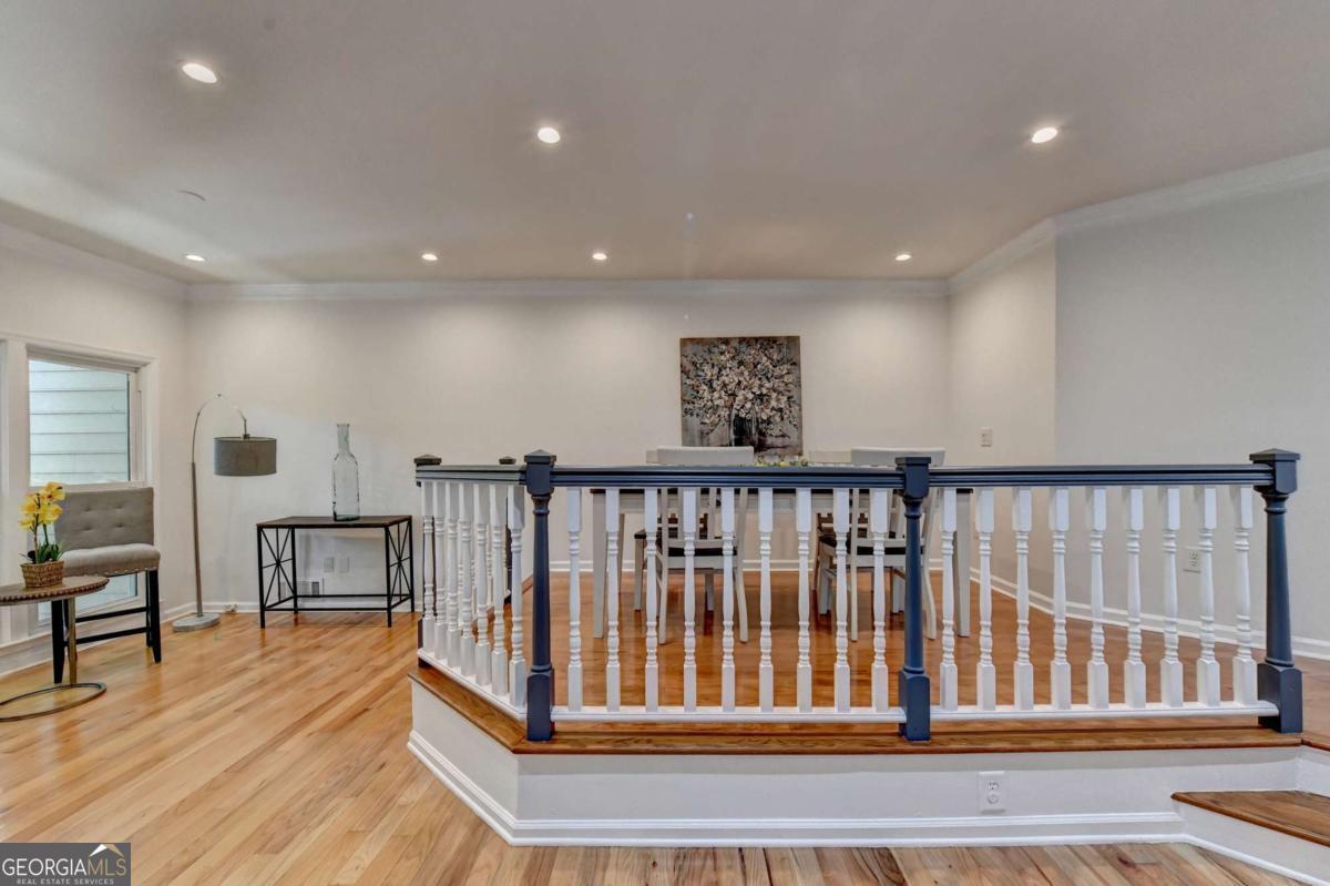 1006 Camden Court Property Photo 13