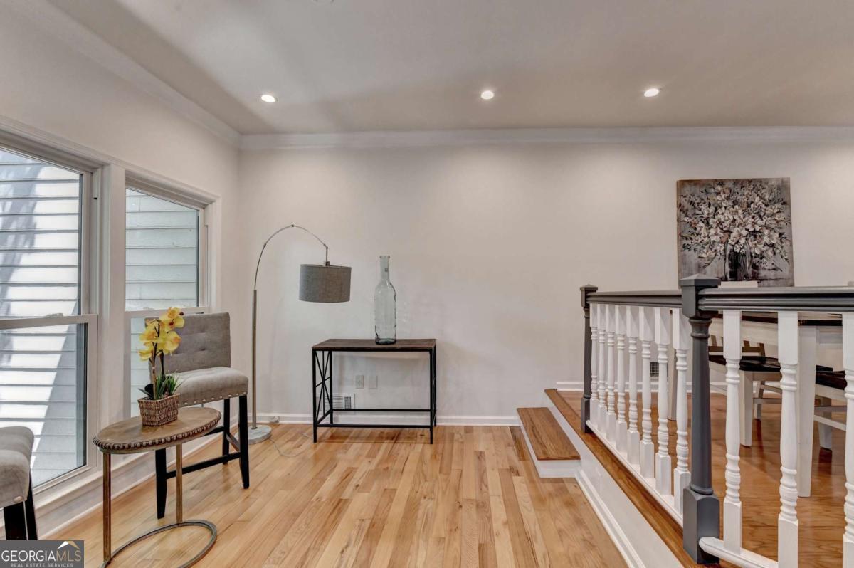1006 Camden Court Property Photo 26