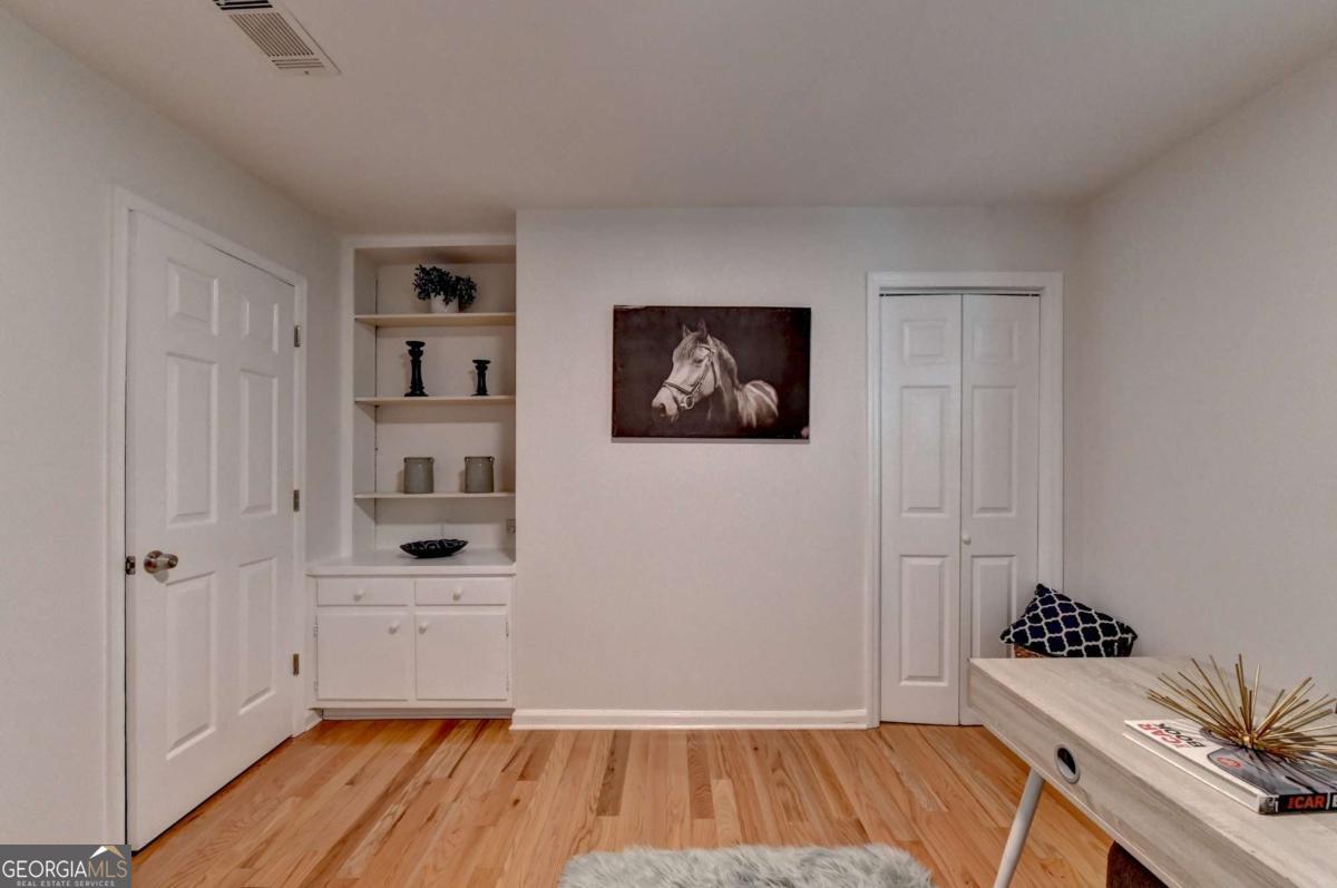 1006 Camden Court Property Photo 52