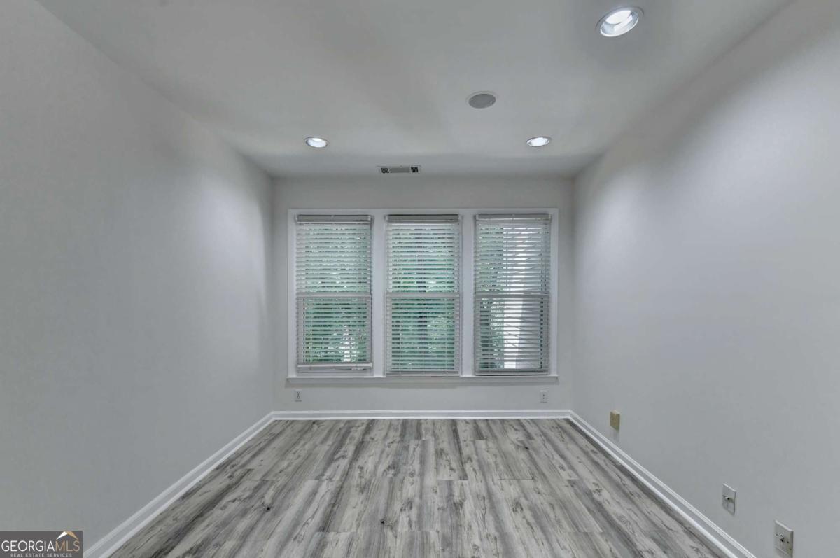 1006 Camden Court Property Photo 61