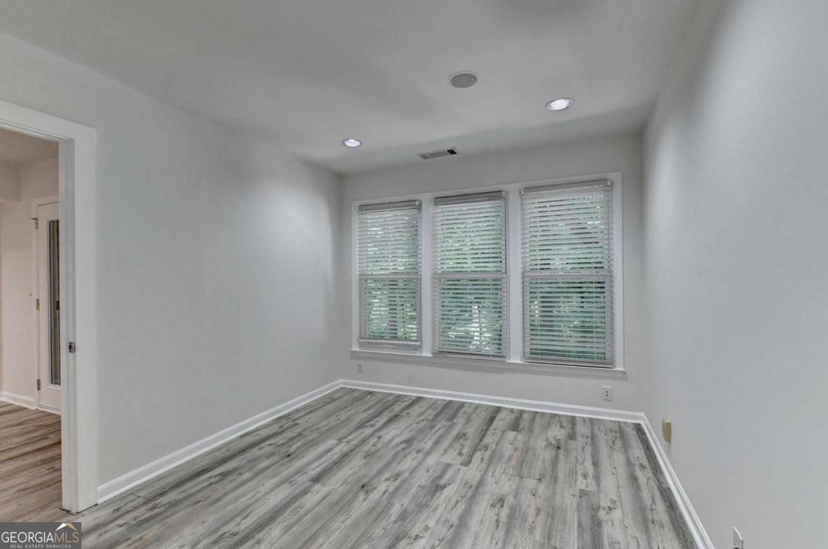 1006 Camden Court Property Photo 62