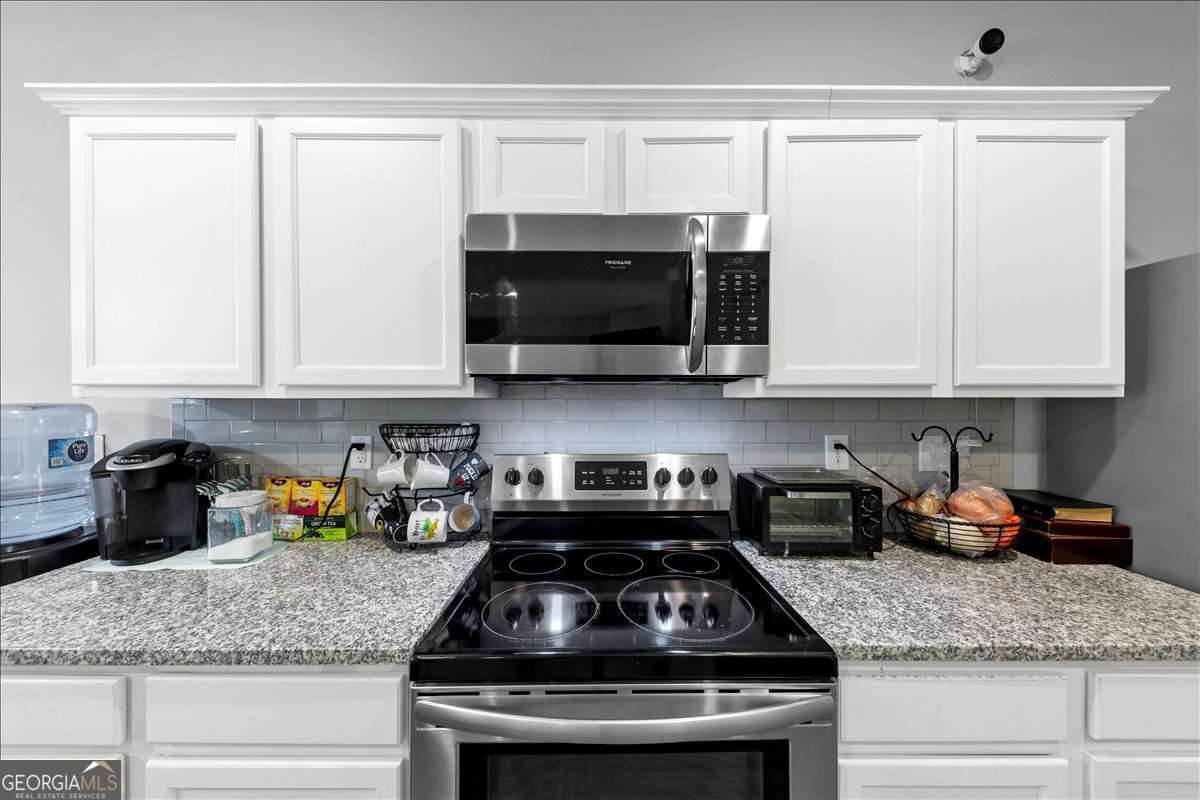 11945 Lovejoy Crossing Way Property Photo 13