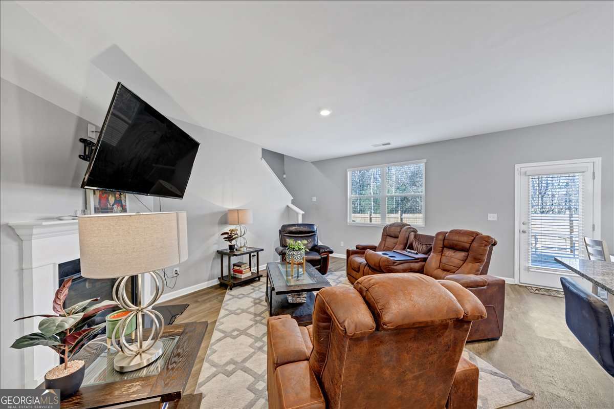 11945 Lovejoy Crossing Way Property Photo 18
