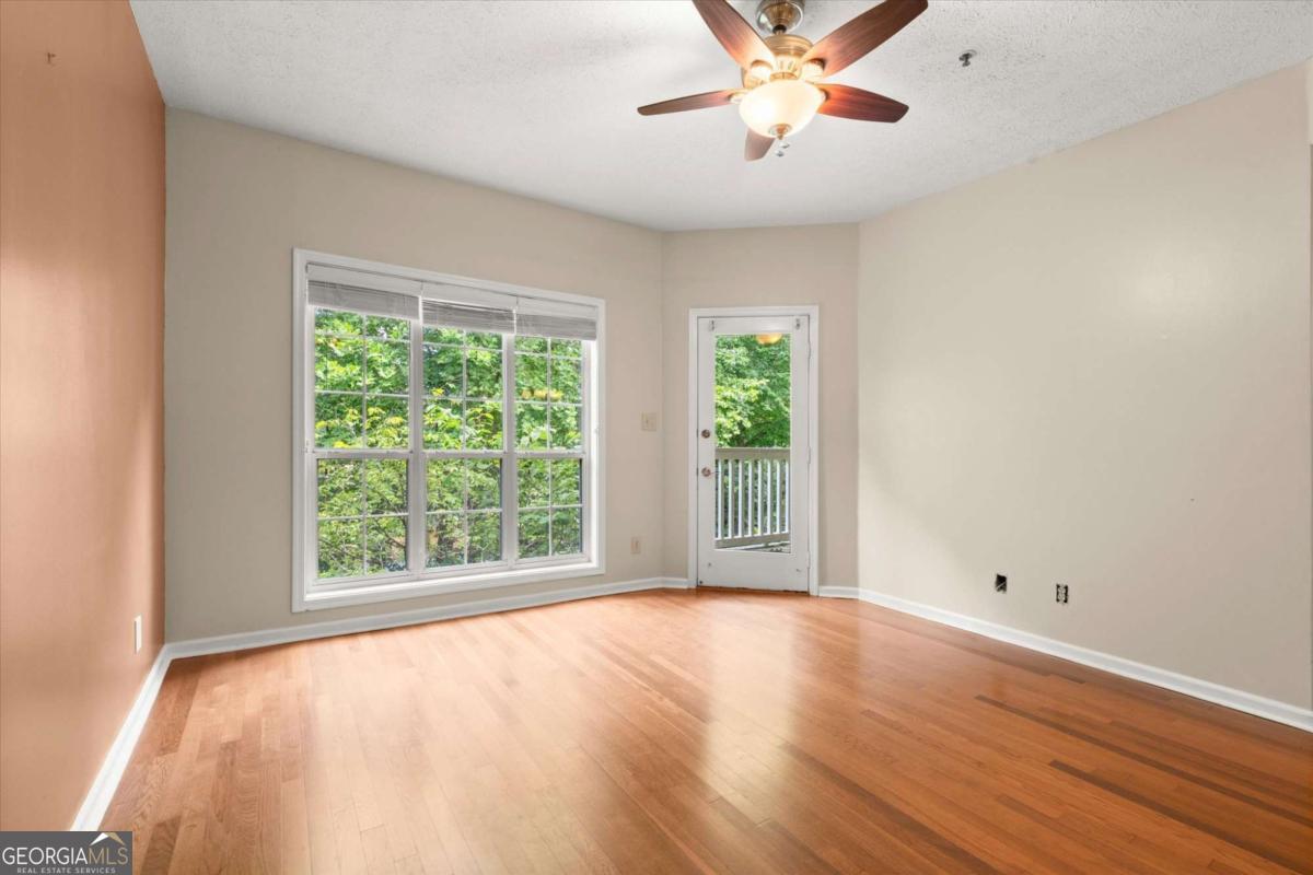 1250 Parkwood Circle Se # 2203 Property Photo 11