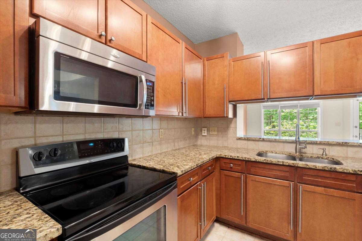 1250 Parkwood Circle Se # 2203 Property Photo 15