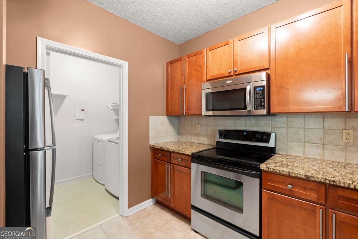 1250 Parkwood Circle Se # 2203 Property Photo 18