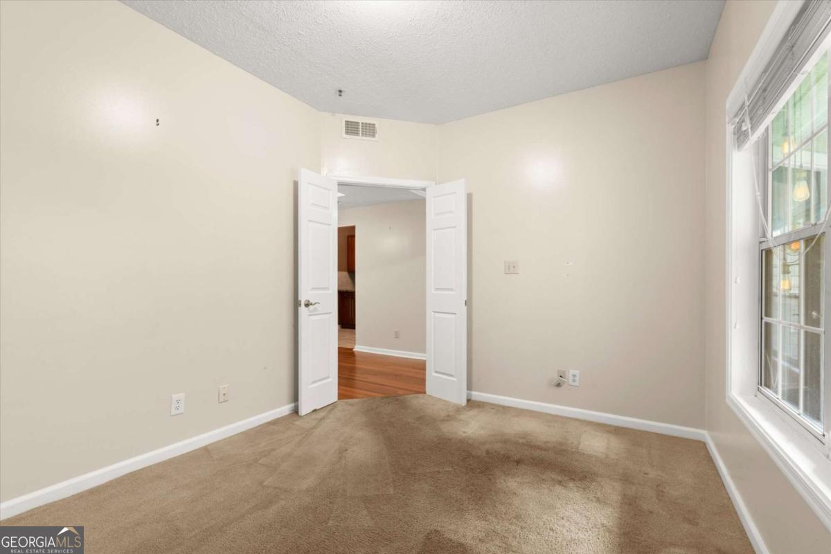1250 Parkwood Circle Se # 2203 Property Photo 21