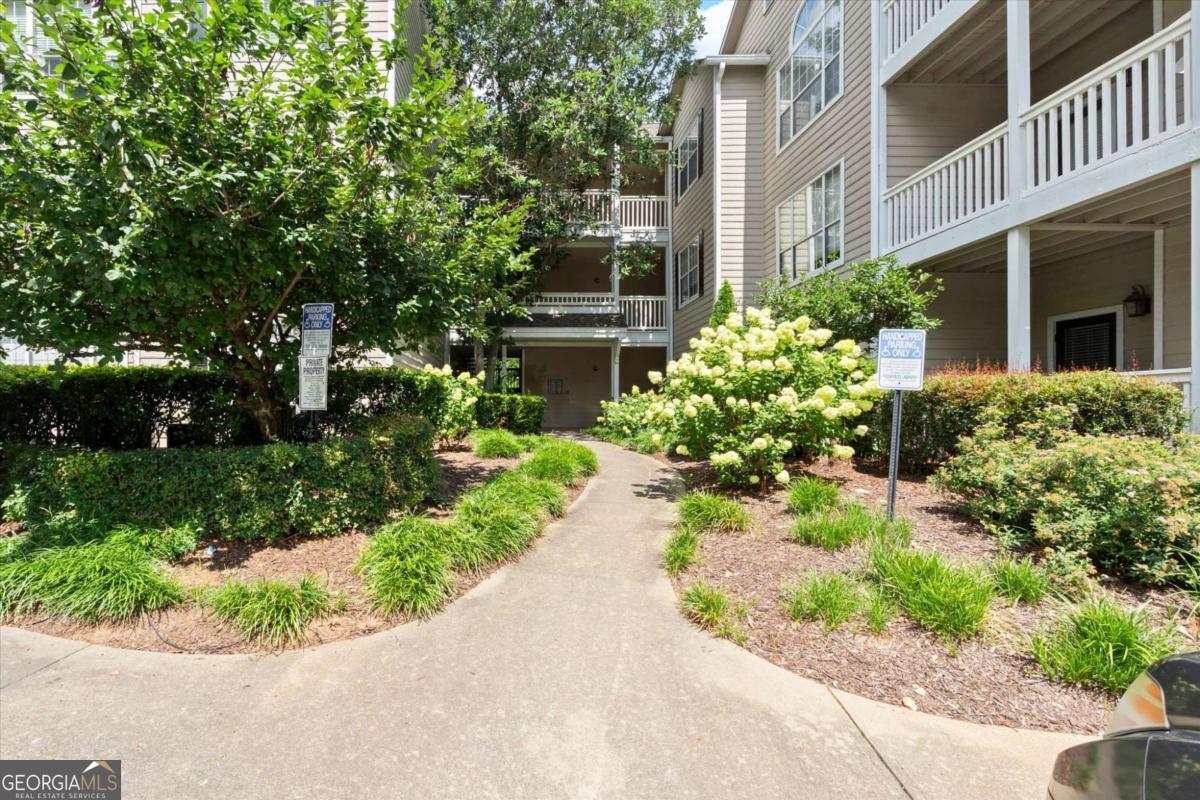 1250 Parkwood Circle Se # 2203 Property Photo 28