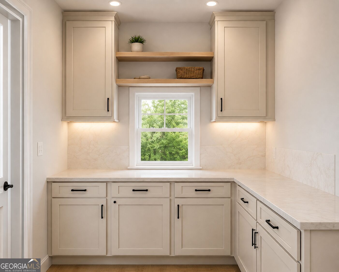 1409 Short Court Property Photo 11