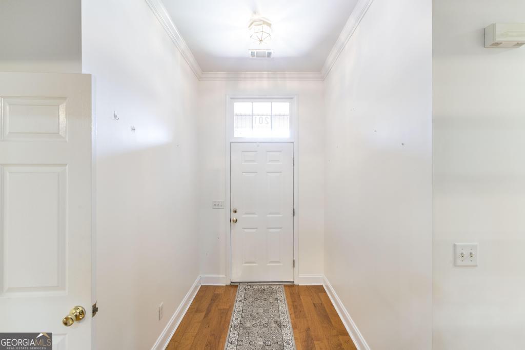 201 Foxridge Drive Property Photo 6